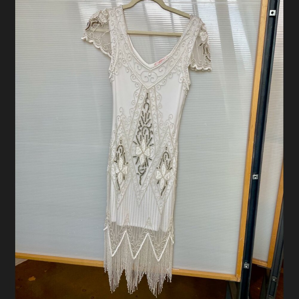 1920s Flapper Dress White Beaded Drop Waist Midi Party Dress